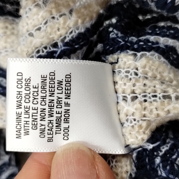 SUNDAY blouse top medium  blue cream stripe texture twist bottom elbow sleeve - Picture 6 of 6